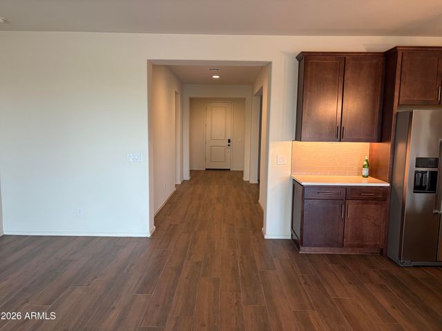 27022 W KERRY Lane, Buckeye, AZ 85396