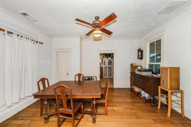 695 Wightman Street, Matagorda, TX 77457