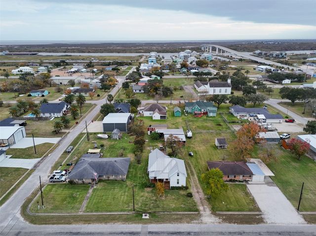 695 Wightman Street, Matagorda, TX 77457