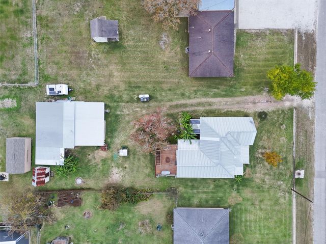 695 Wightman Street, Matagorda, TX 77457