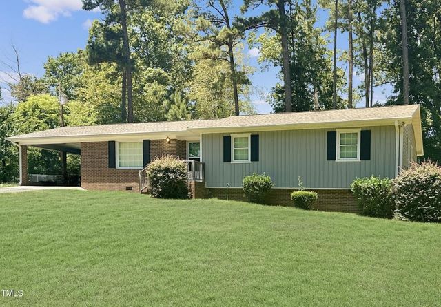 2400 Carbonton Road, Sanford, NC 27330