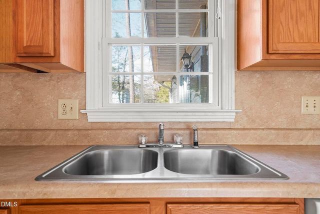 2400 Carbonton Road, Sanford, NC 27330