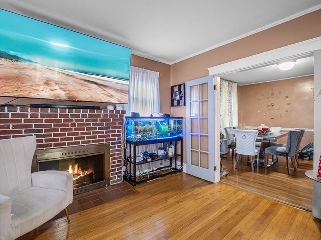 86 Parkland Ave, Lynn, MA 01904