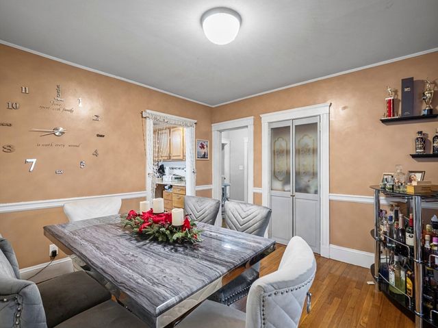 86 Parkland Ave, Lynn, MA 01904