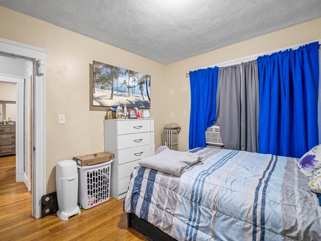 86 Parkland Ave, Lynn, MA 01904