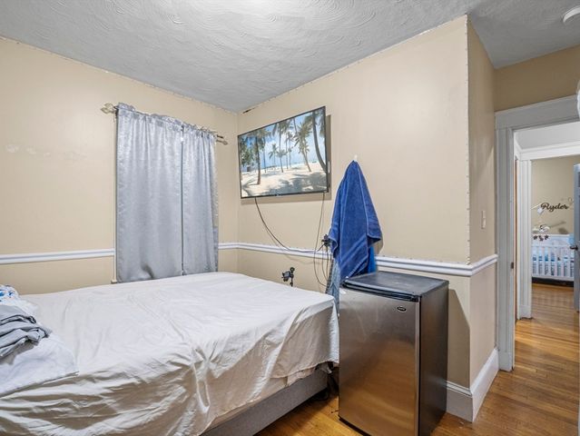 86 Parkland Ave, Lynn, MA 01904