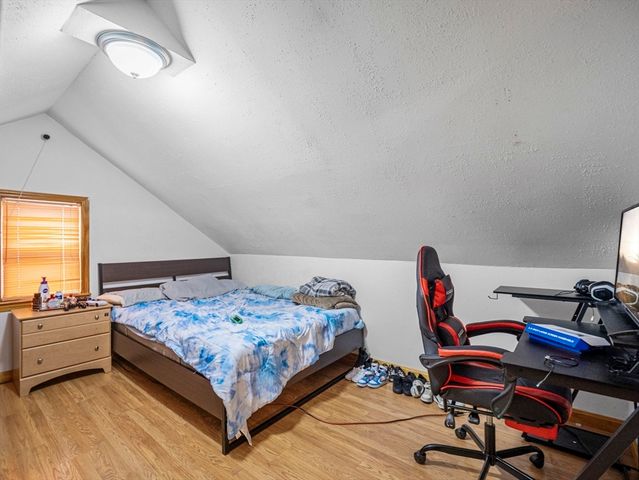 86 Parkland Ave, Lynn, MA 01904