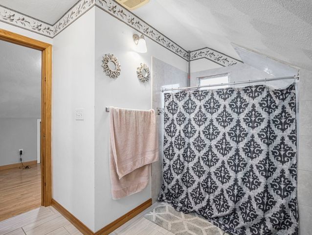 86 Parkland Ave, Lynn, MA 01904