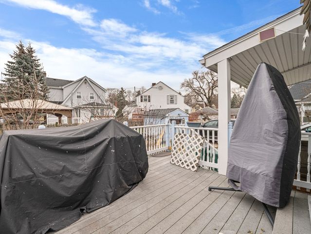 86 Parkland Ave, Lynn, MA 01904