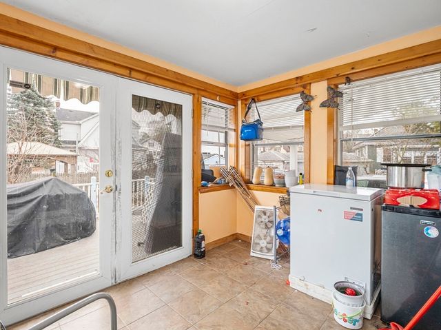 86 Parkland Ave, Lynn, MA 01904