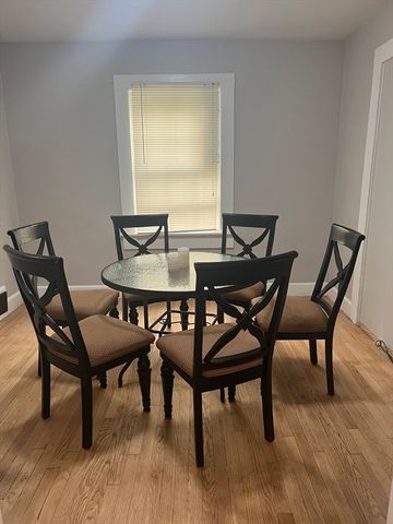 17-19 Barrett St, Northampton, MA 01060