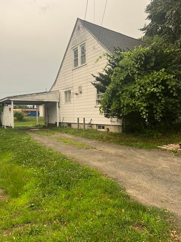 17-19 Barrett St, Northampton, MA 01060