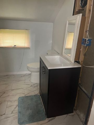 17-19 Barrett St, Northampton, MA 01060