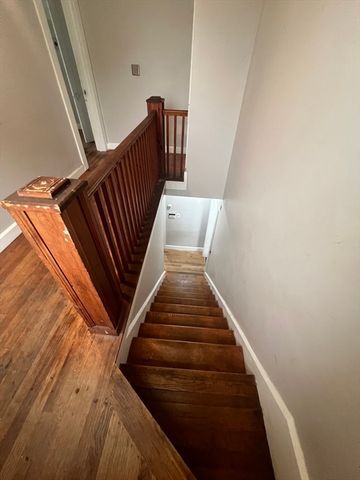 17-19 Barrett St, Northampton, MA 01060