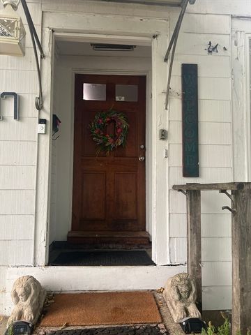 17-19 Barrett St, Northampton, MA 01060