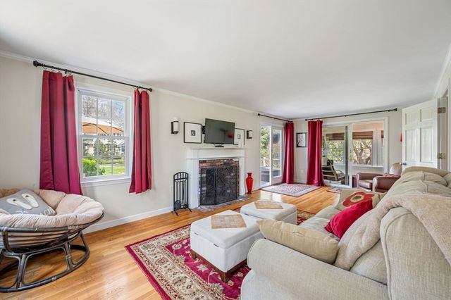 235 Pond St, Cohasset, MA 02025
