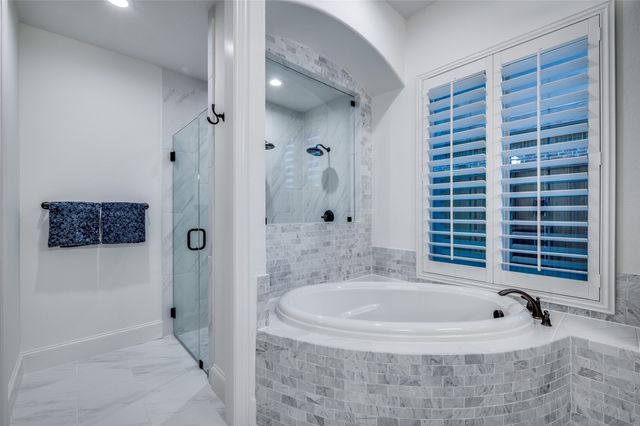 3329 Lochside, The Colony, TX 75056