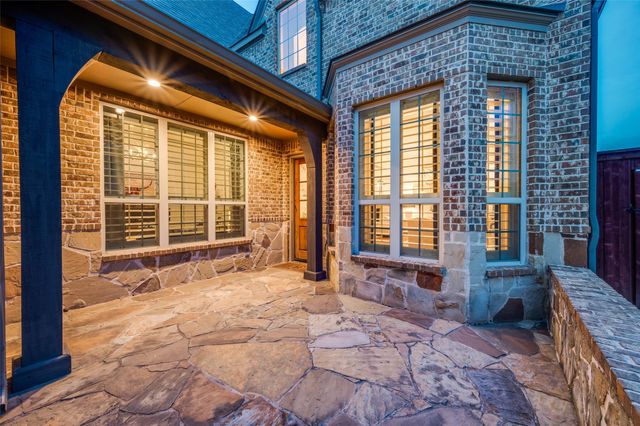 3329 Lochside, The Colony, TX 75056