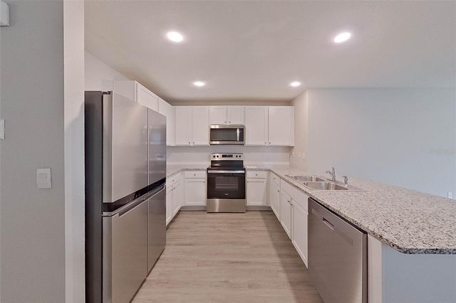 8688 SW 43RD TERRACE, Ocala, FL 34476