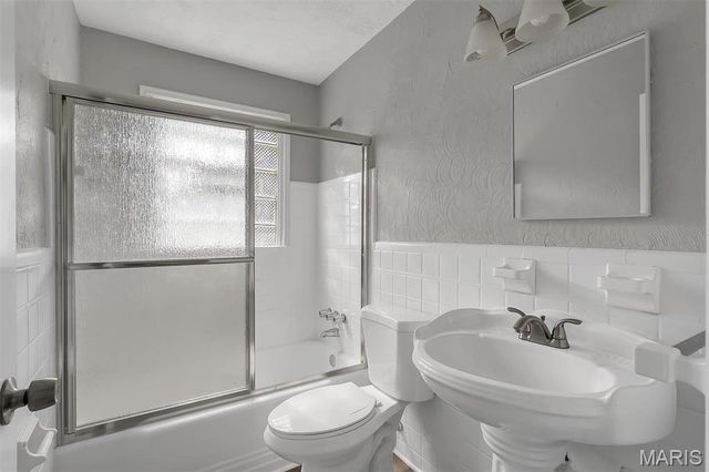 7441 Calvin Avenue, St Louis, MO 63136