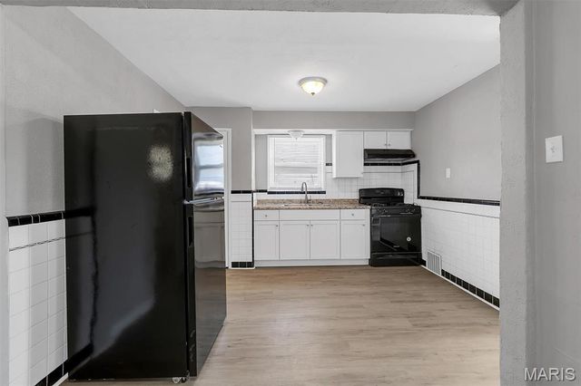 7441 Calvin Avenue, St Louis, MO 63136