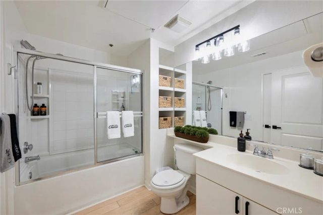 1801 E Katella 4010, Anaheim, CA 92805