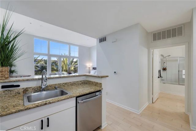 1801 E Katella 4010, Anaheim, CA 92805