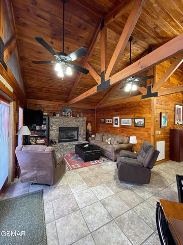 4023 Ole Smoky Way, Sevierville, TN 37862