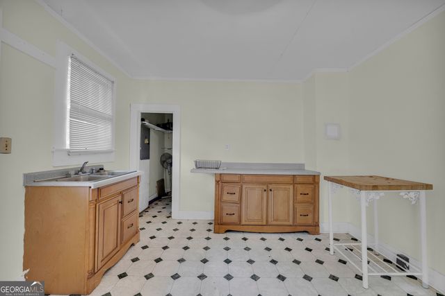 170 S Mcintosh Street, Elberton, GA 30635