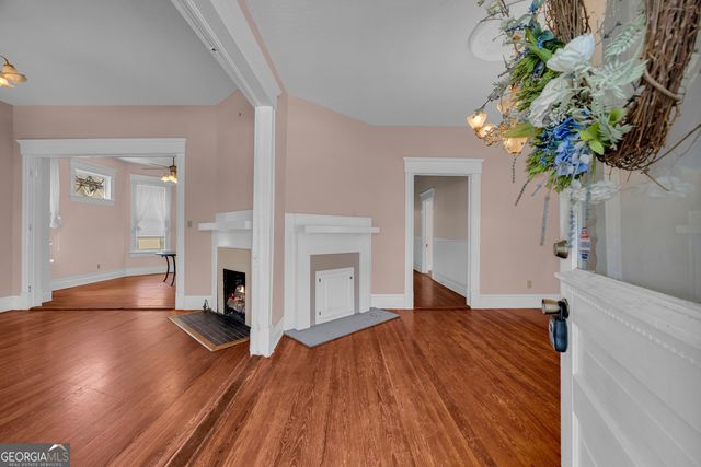 170 S Mcintosh Street, Elberton, GA 30635