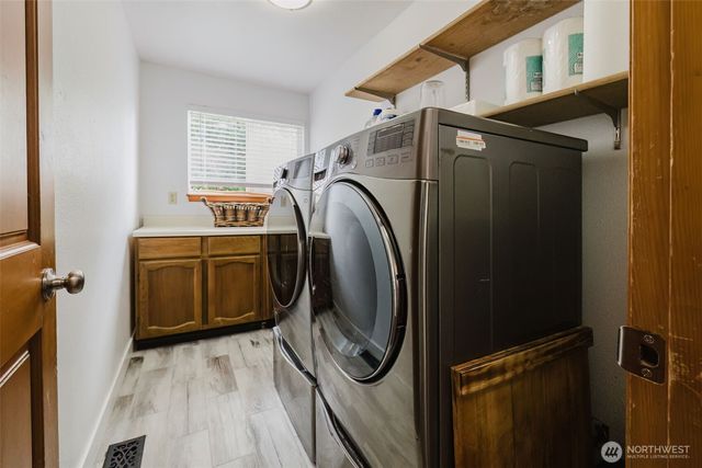 4550 NW Shelley Drive, Silverdale, WA 98383