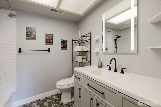 4550 NW Shelley Drive, Silverdale, WA 98383