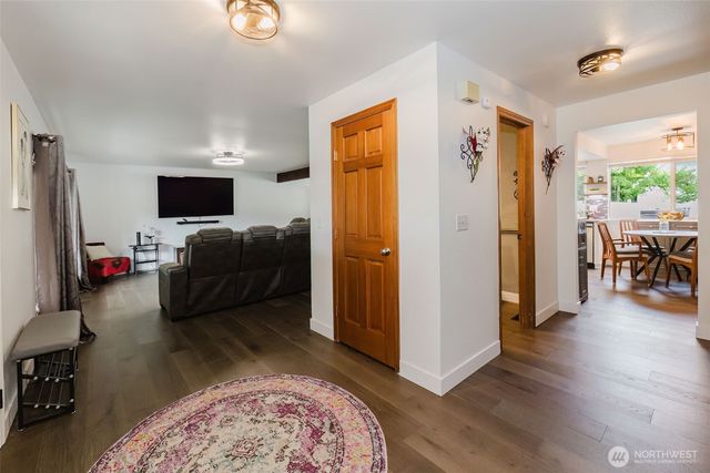 4550 NW Shelley Drive, Silverdale, WA 98383