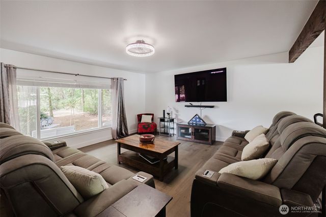 4550 NW Shelley Drive, Silverdale, WA 98383