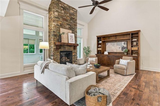 16250 Canterbury Road, Overland Park, KS 66085