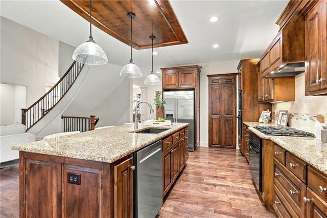 16250 Canterbury Road, Overland Park, KS 66085