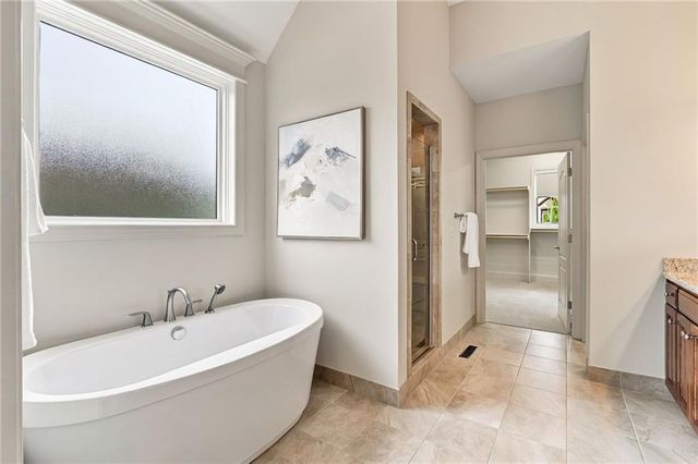 16250 Canterbury Road, Overland Park, KS 66085