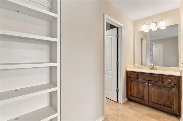 16250 Canterbury Road, Overland Park, KS 66085