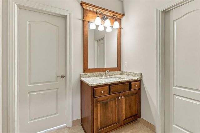 16250 Canterbury Road, Overland Park, KS 66085