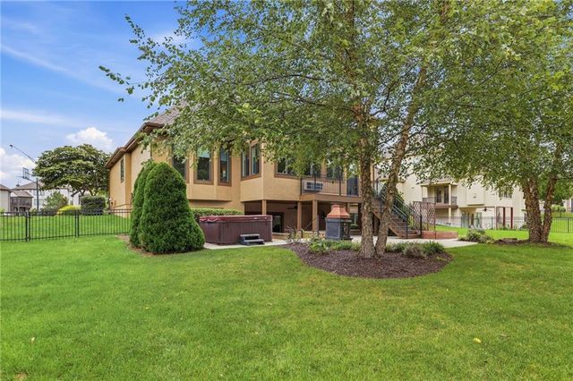 16250 Canterbury Road, Overland Park, KS 66085