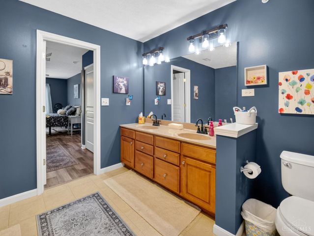1755 Weatherstone Circle, Monroe, OH 45050
