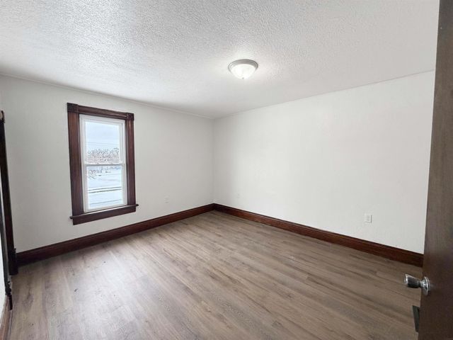 614 1st Street, Traer, IA 50675