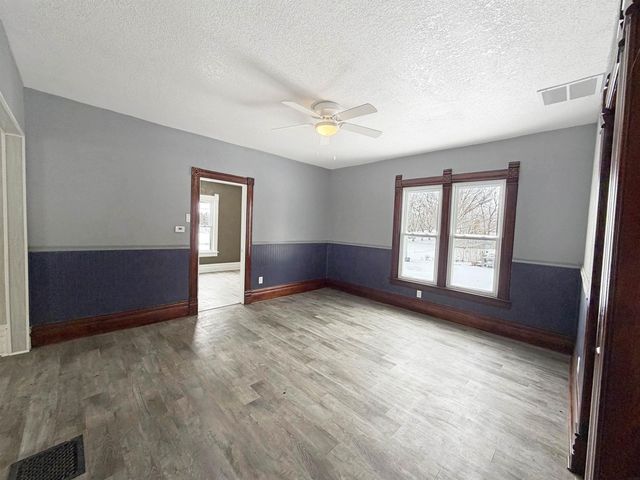 614 1st Street, Traer, IA 50675