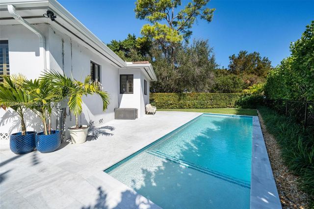 3411 Riviera Dr, Coral Gables, FL 33134