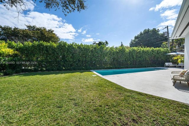 3411 Riviera Dr, Coral Gables, FL 33134