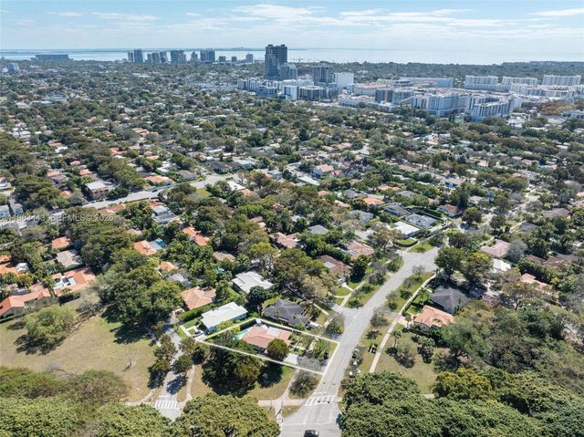 3411 Riviera Dr, Coral Gables, FL 33134