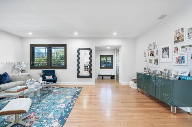 3411 Riviera Dr, Coral Gables, FL 33134