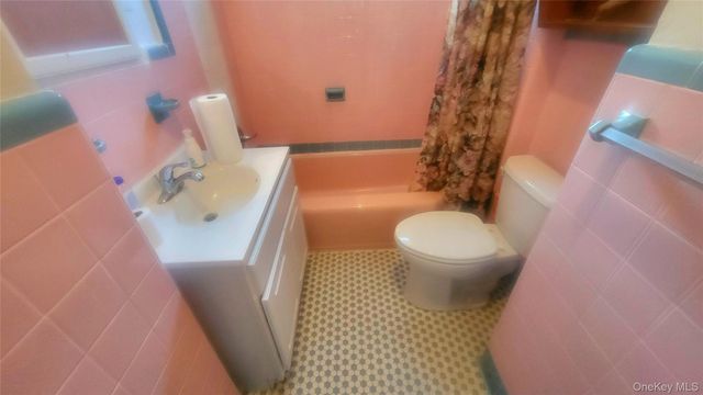 319 Mansion Street 2, Poughkeepsie, NY 12601