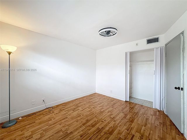 1000 NE 14th Ave 411, Hallandale Beach, FL 33009