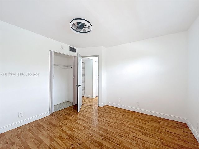 1000 NE 14th Ave 411, Hallandale Beach, FL 33009